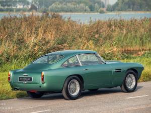 Image 11/48 de Aston Martin DB 4 (1960)