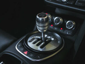 Image 14/38 of Audi R8 V10 (2010)