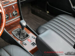 Image 33/41 de Mercedes-Benz 300 SL (1987)