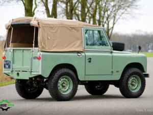 Bild 49/72 von Land Rover 88 (1966)