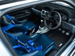 Image 13/21 of Renault Clio II V6 (2002)