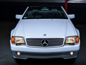 Image 3/7 de Mercedes-Benz 500 SL (1992)