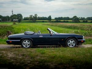 Image 9/29 de Jaguar XJS 6.0 (1994)