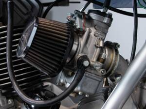 Immagine 21/50 di Ducati DUMMY (1977)