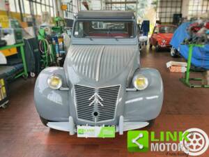 Immagine 2/6 di Citroën 2 CV (1957)