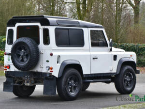 Image 5/50 of Land Rover Defender 90 (2008)