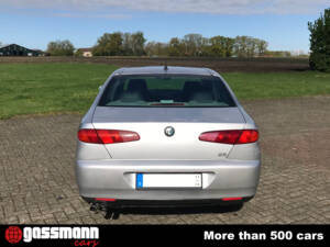 Immagine 3/10 di Alfa Romeo 166 2.5i V6 24V (2002)