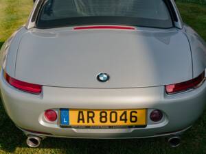 Image 64/185 of BMW Z8 (2001)