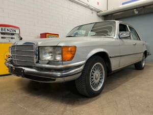 Bild 2/20 von Mercedes-Benz 280 SE (1980)