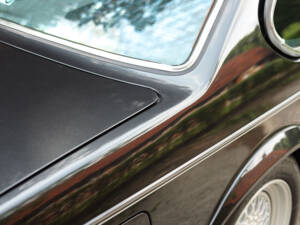 Image 60/99 of BMW M 635 CSi (1988)