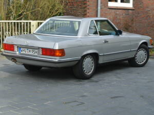 Image 5/23 de Mercedes-Benz 300 SL (1986)