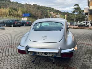 Image 4/18 of Jaguar E-Type (2+2) (1968)