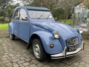 Image 3/11 de Citroën 2 CV 6 (1986)