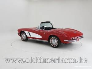 Image 4/15 of Chevrolet Corvette (1962)