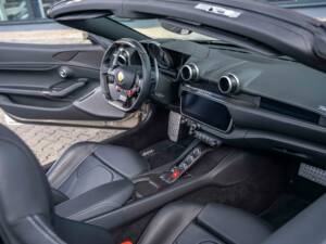 Image 12/44 of Ferrari Portofino M (2022)