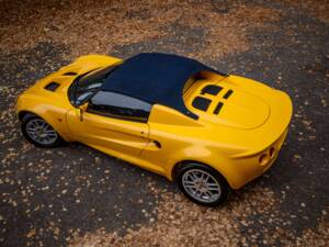 Bild 5/8 von Lotus Elise (2000)