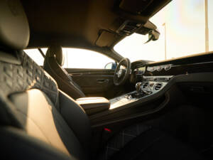 Image 17/19 of Bentley Continental GT (2019)