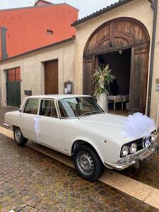 Bild 10/13 von Alfa Romeo 2000 Berlina (1973)
