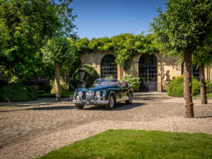 Image 32/37 of Jaguar XK 150 3.8 S OTS (1959)