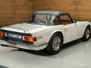 Immagine 13/19 di Triumph TR 6 (1976)