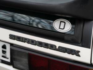 Bild 3/35 von Volkswagen Scirocco II 1.8 (1989)