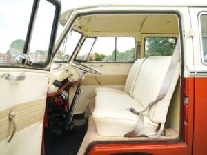 Bild 49/50 von Volkswagen T1 Samba 1.2 (1964)