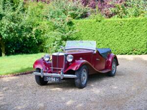 Image 24/50 of MG TD (1953)