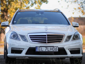 Bild 8/46 von Mercedes-Benz E 63 AMG T (2013)