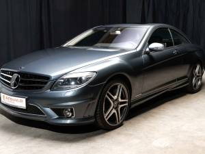 Image 6/32 of Mercedes-Benz CL 63 AMG (2007)