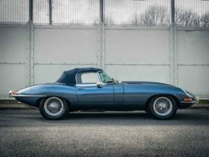 Image 10/55 of Jaguar E-Type 3.8 Flat Floor (1961)