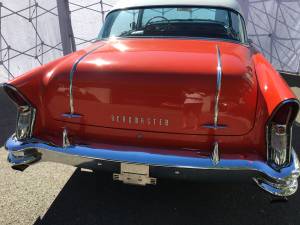 Image 6/28 of Buick Roadmaster (1956)