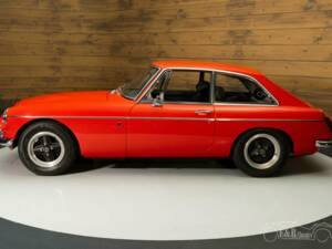 Imagen 9/19 de MG MGB GT (1971)