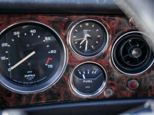 Image 23/47 of Triumph Stag (1975)