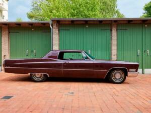Bild 6/200 von Cadillac Coupe DeVille (1968)