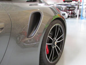 Image 18/20 of Porsche 911 Turbo (2022)