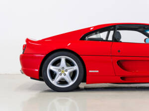 Image 12/83 of Ferrari F 355 Berlinetta (1996)