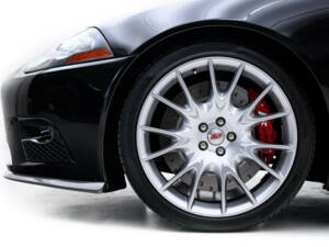Image 17/37 of Jaguar XKR (2008)