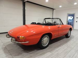 Afbeelding 4/15 van Alfa Romeo 1300 Spider Junior (1968)