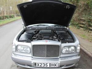 Image 13/15 de Bentley Arnage Red Label (2000)