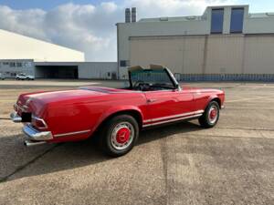 Image 45/54 of Mercedes-Benz 280 SL (1968)