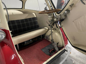 Image 6/14 of BMW Isetta 250 (1955)