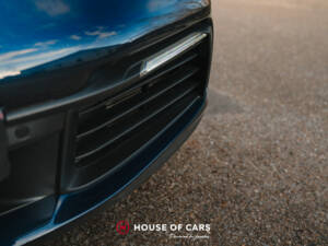 Image 14/49 of Porsche 911 Carrera 4S (2020)