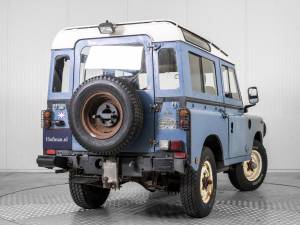 Image 33/50 of Land Rover 88 (1979)