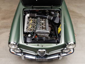 Image 37/38 de Alfa Romeo 2600 Spider (1962)
