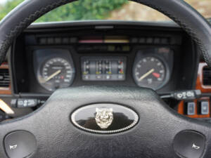 Image 31/50 of Jaguar XJS 5.3 V12 (1988)