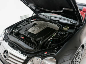 Image 10/21 of Mercedes-Benz SL 65 AMG (2005)