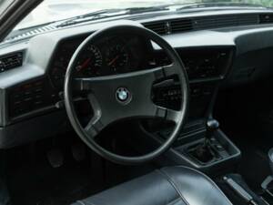 Bild 38/50 von BMW 635 CSi (1979)