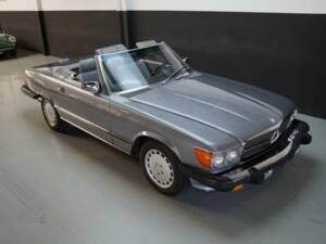 Bild 27/50 von Mercedes-Benz 560 SL (1989)