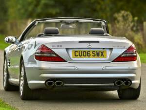 Image 10/50 de Mercedes-Benz SL 55 AMG (2006)