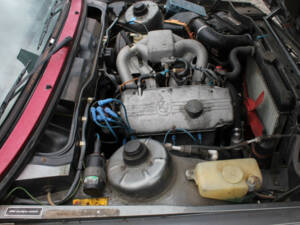 Image 26/30 of BMW 320i (1982)